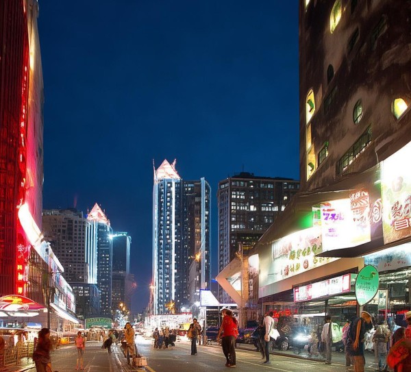 天津西站行李寄存的理想避雨港