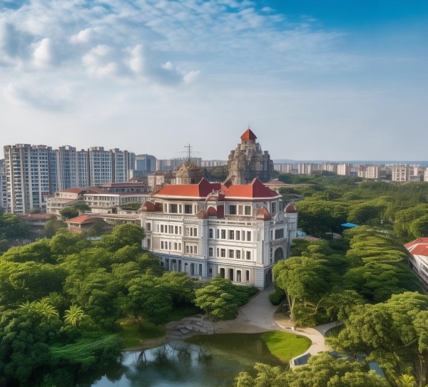 汕头一中位于汕头市，具置在汕头市区附近。